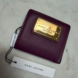 ‼️ SOLD‼️ Marc Jacobs Plum Leather Wallet with Gold Accents